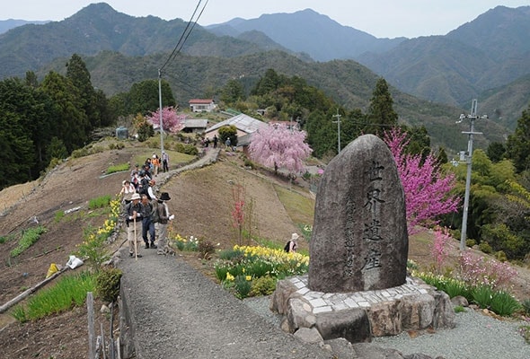 写真:「天空の郷」 果無集落